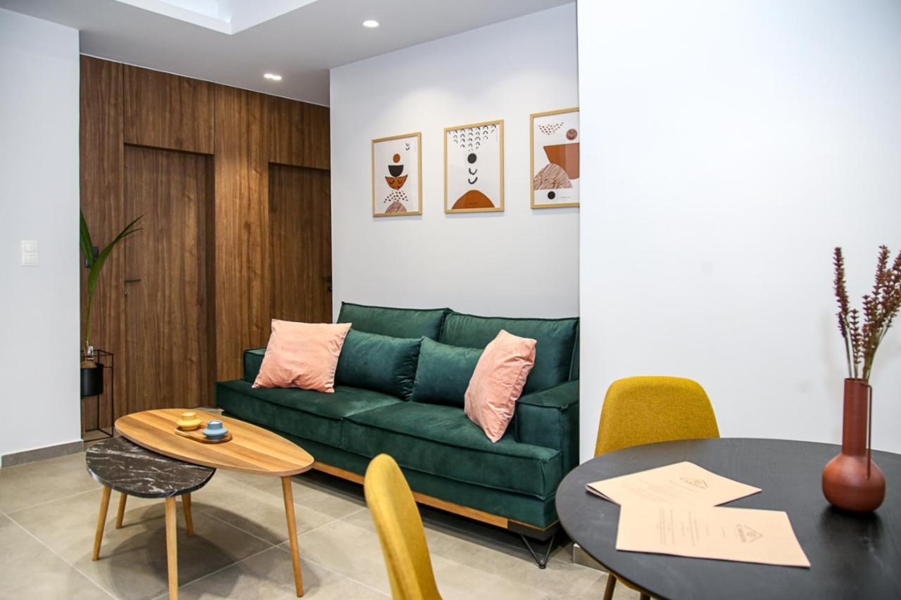 Caravin Wanderhome, 5 Min From Metro Nea Ionia Атина Екстериор снимка