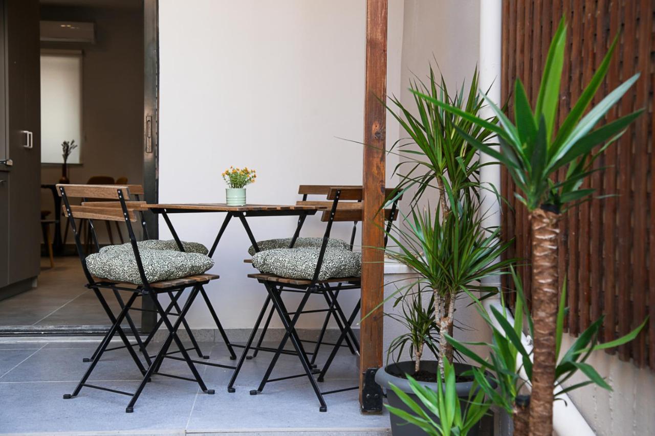 Caravin Wanderhome, 5 Min From Metro Nea Ionia Атина Екстериор снимка