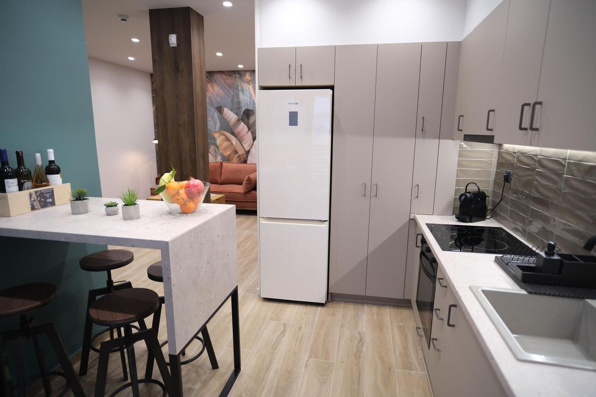 Caravin Wanderhome, 5 Min From Metro Nea Ionia Атина Екстериор снимка