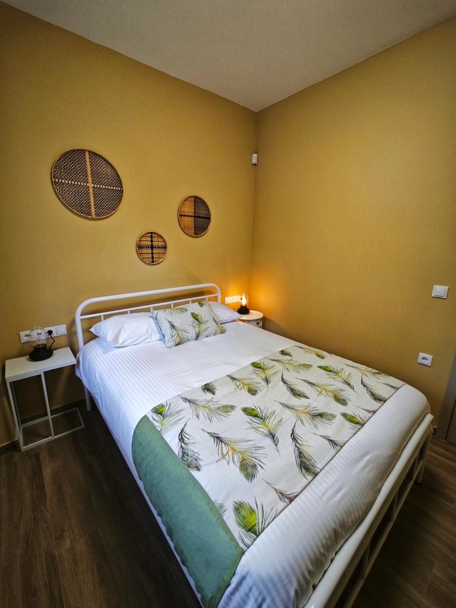 Caravin Wanderhome, 5 Min From Metro Nea Ionia Атина Екстериор снимка